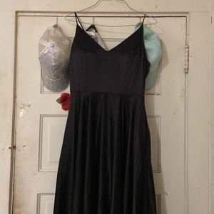 Windsor homecoming-dance-prom dress with slit on side of dress